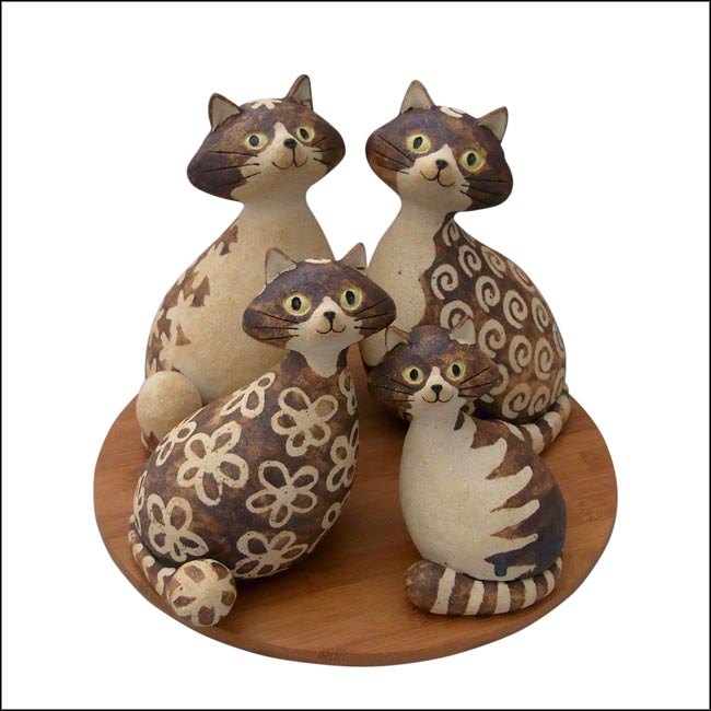 Ceramic cats