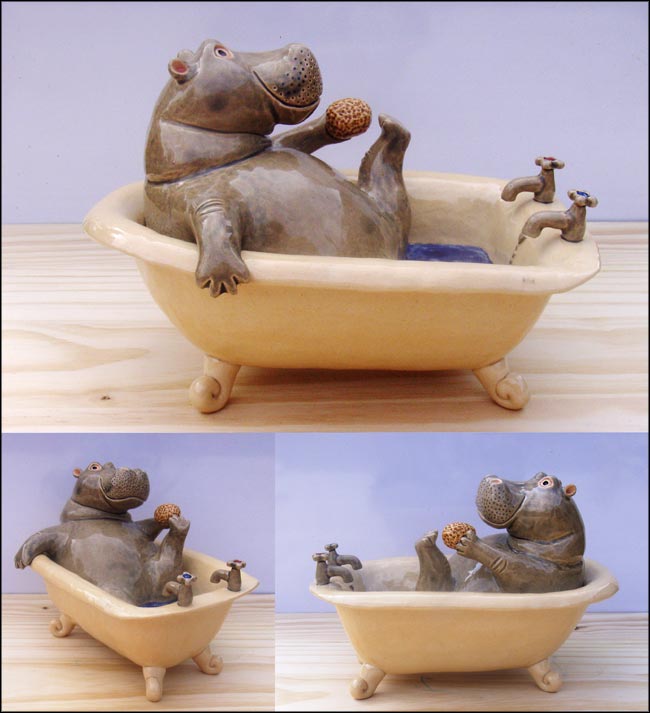 hippopotame dans sa baignoire