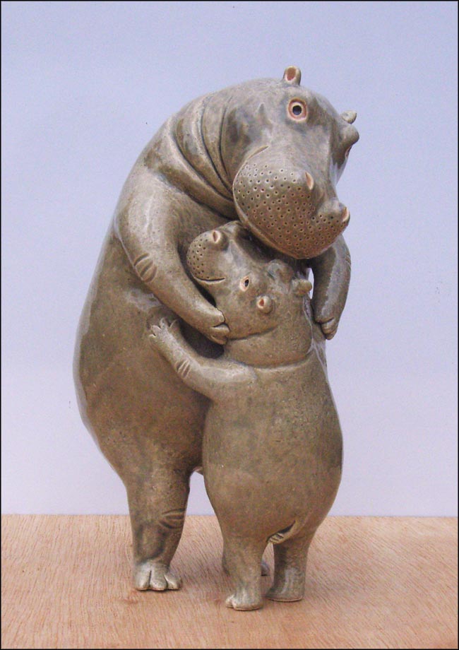 hugging hippos sculpture